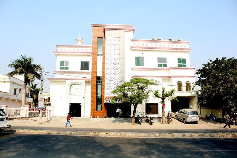 Grace Hotel Karnāl Dış mekan fotoğraf