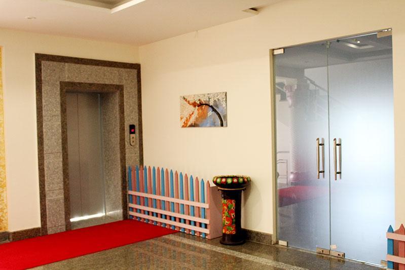 Grace Hotel Karnāl Dış mekan fotoğraf