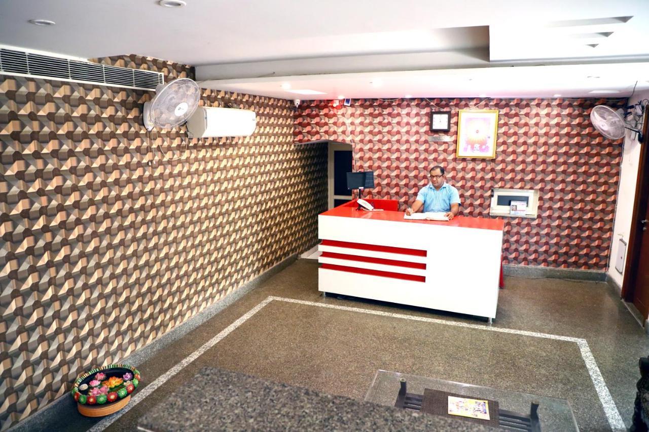 Grace Hotel Karnāl Dış mekan fotoğraf
