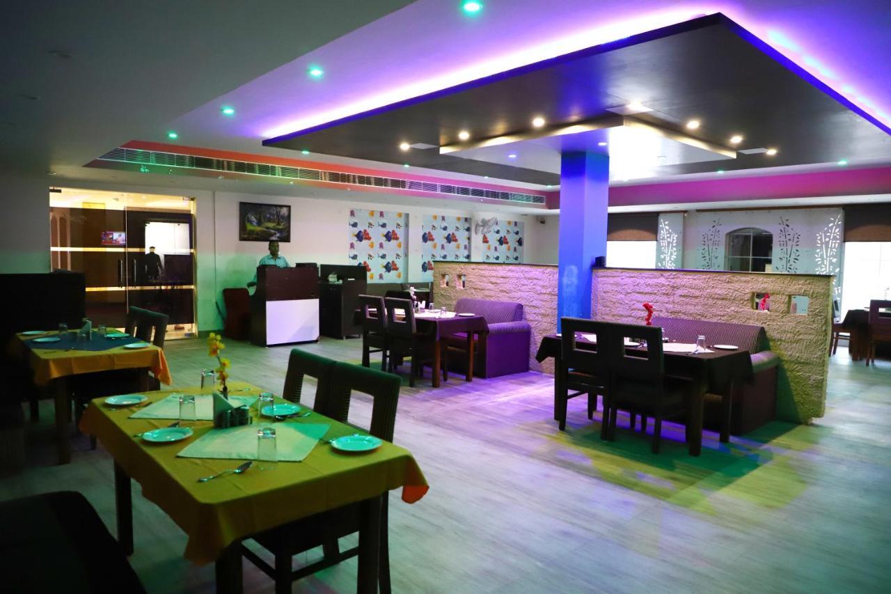 Grace Hotel Karnāl Dış mekan fotoğraf